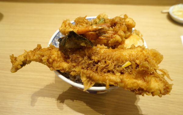 金子半之助:金子半之助 ♥ 日本天丼專賣店 ♥ 排隊人氣名店 ♥ 台北微風美食廣場 金子半之助:金子半之助 ♥ 日本天丼專賣店 ♥ 排隊人氣名店 ♥ 台北微風美食廣場
