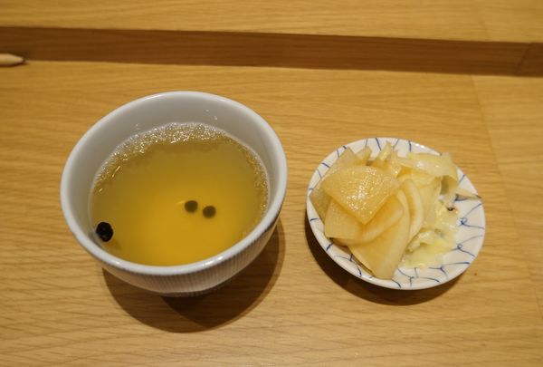 金子半之助:金子半之助 ♥ 日本天丼專賣店 ♥ 排隊人氣名店 ♥ 台北微風美食廣場 金子半之助:金子半之助 ♥ 日本天丼專賣店 ♥ 排隊人氣名店 ♥ 台北微風美食廣場