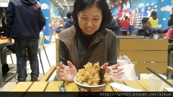 【捷運台北車站】日本人氣美食~金子半之助~~甜甜醬汁，澎拜天婦羅(台北微風二樓、林口三井)