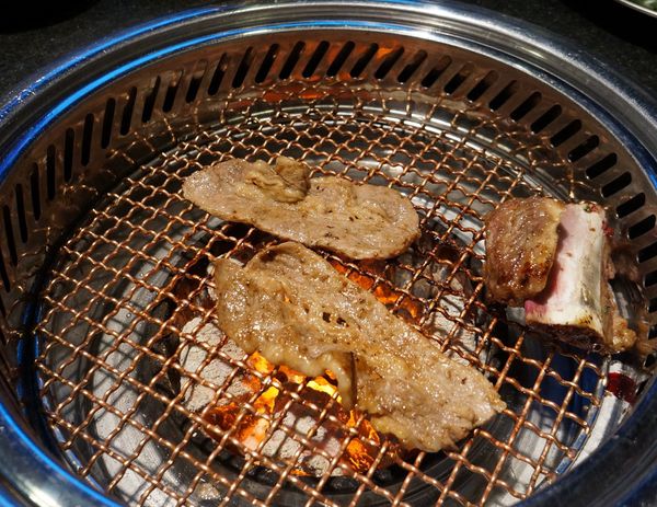 清潭洞韓式燒烤：清潭洞 ♥ 韓式燒烤 ♥ 台北東區 ♥ 試營運期間打卡85折 ♥ 有機會抽4MINTUE門票