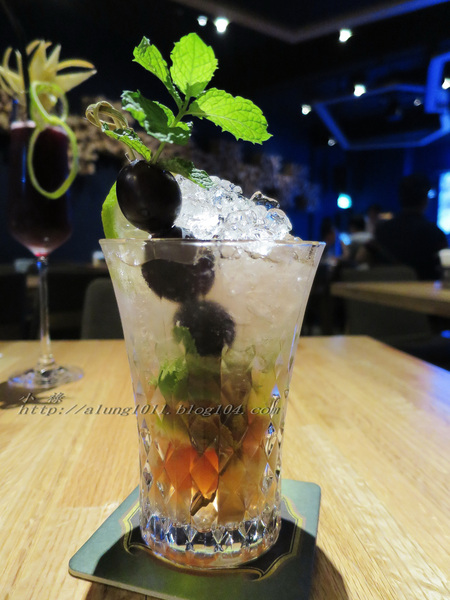 美食響悅~ ..Madker 音樂餐酒館