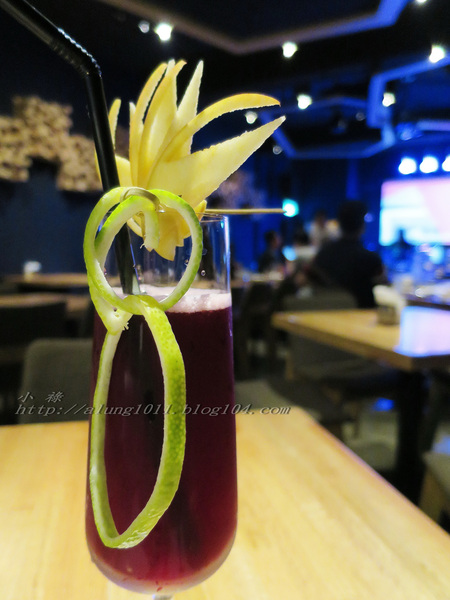 美食響悅~ ..Madker 音樂餐酒館