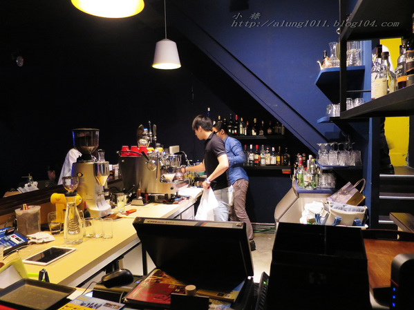 美食響悅~ ..Madker 音樂餐酒館