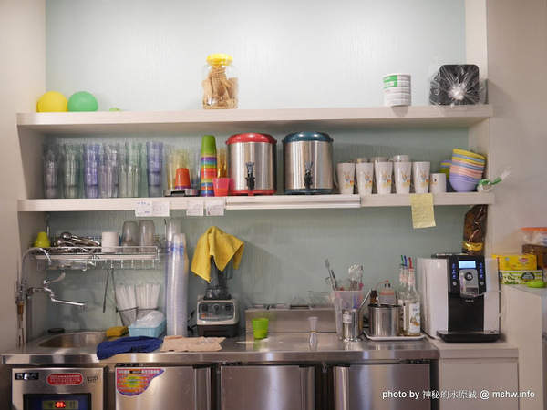 三隻小兔義式冰淇淋餐廳(台中老虎城店)：【食記】台中Three Little Bunnies GELATO RESTAURANT 三隻小兔義式冰淇淋餐廳-台中老虎城店@西屯老虎城-捷運BRT秋紅谷 : 用料實在, 健康取向的美味冰品! 糖尿病患者也可以安心吃