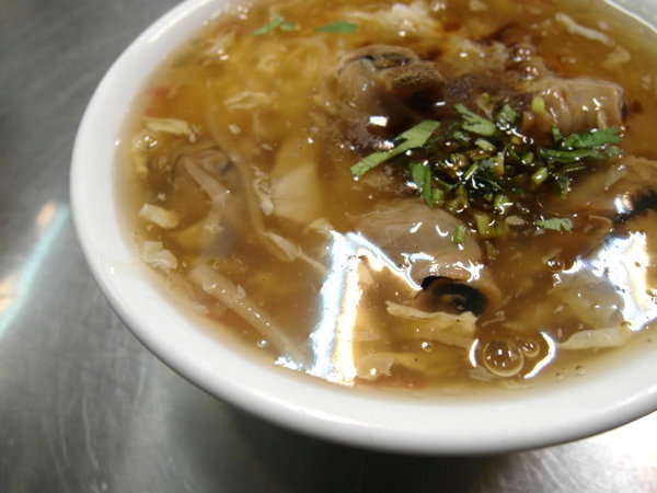 魷魚興嘴吃嘴魷魚羮：【雲林||斗六】魷魚興魷魚嘴羹──邊吃邊吐殼，斗六在地人吃的特色小吃