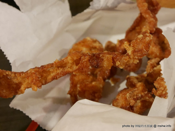浪人炸雞：【食記】台北Rounin からあげ 浪人炸雞-丸龜名物-骨付鳥專賣店@中正博漢區相機街-捷運MRT台北車站 : 炸而不膩, 重口味的四國香川特產! 的確是還蠻好吃的呢!