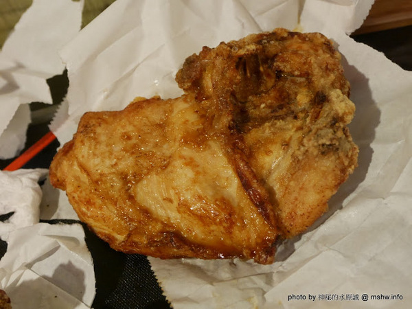 浪人炸雞：【食記】台北Rounin からあげ 浪人炸雞-丸龜名物-骨付鳥專賣店@中正博漢區相機街-捷運MRT台北車站 : 炸而不膩, 重口味的四國香川特產! 的確是還蠻好吃的呢!