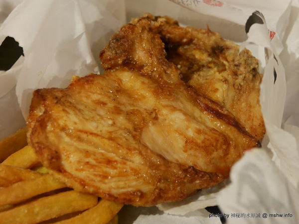 浪人炸雞：【食記】台北Rounin からあげ 浪人炸雞-丸龜名物-骨付鳥專賣店@中正博漢區相機街-捷運MRT台北車站 : 炸而不膩, 重口味的四國香川特產! 的確是還蠻好吃的呢!