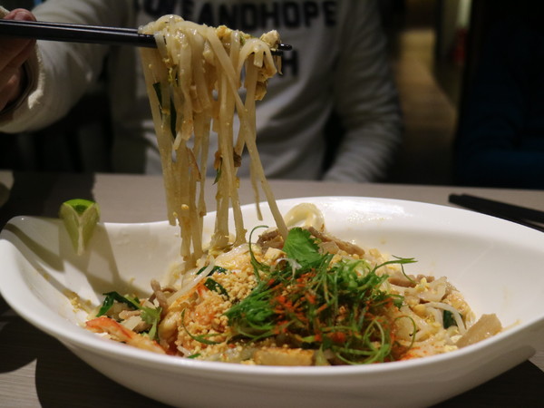 One Restaurant & Lounge：【台北美食】東區南洋風One Restaurant & Lounge異國料理餐廳