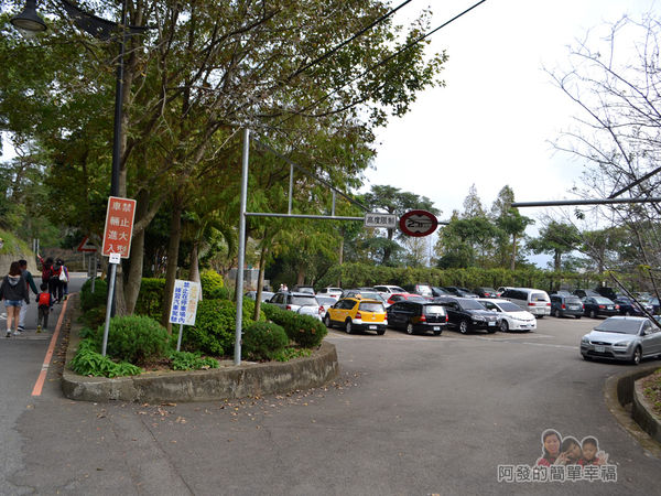 功維敘隧道04-停車場