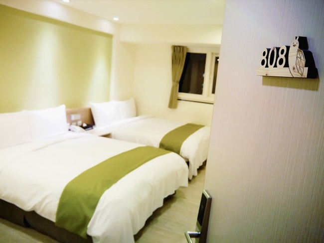 │宿。台中│綠生活的美好「葉綠宿Green Hotel」距逢甲夜市5分鐘腳程
