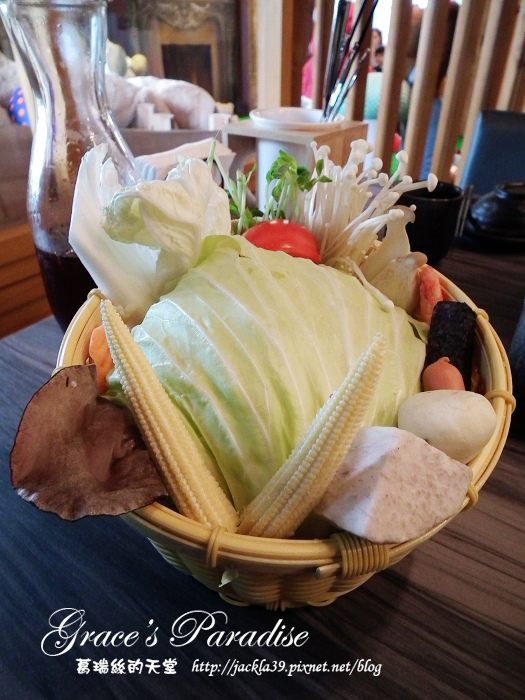 DSCF2551_nEO_IMG.jpg DSCF2551_nEO_IMG.jpg