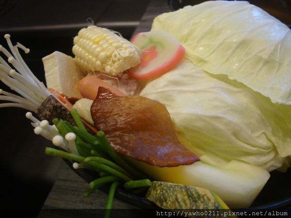 [宜蘭]運動公園附近◎熊飽鍋物◎|野生伊比利豬|無骨牛小排|精緻鍋物