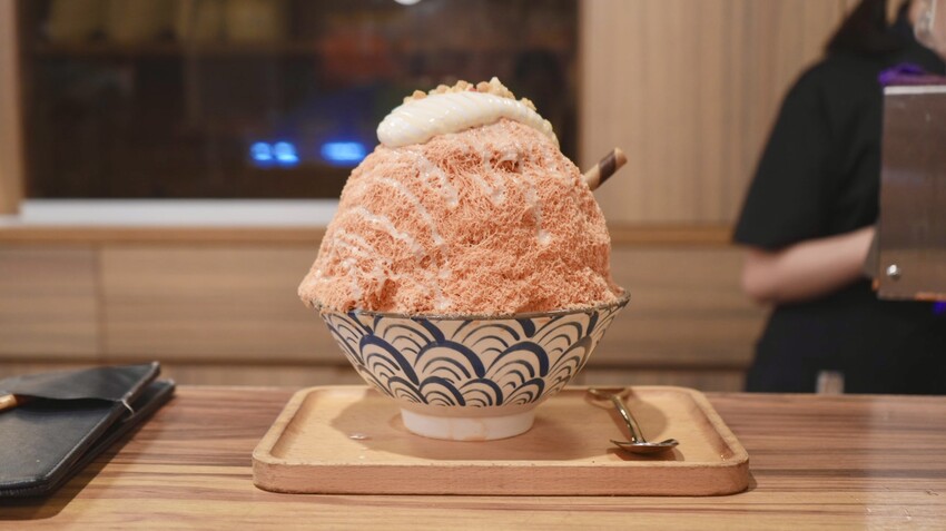 宜蘭火鍋吃到飽268元起！熊飽鍋物泰迪熊主題餐廳，必吃牛奶鍋和泰奶雪花冰。