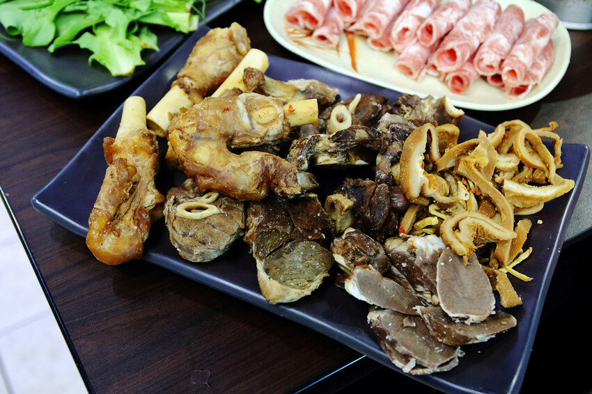 新店羊肉爐吃到飽推薦，羴大王羊肉爐吃到飽只要$550元，羊肉