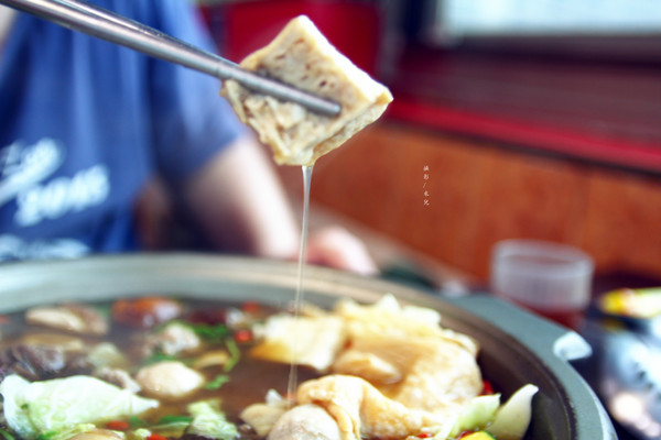 【新北市新店區。鍋物吃到飽】 羴(ㄕㄢ)大王羊肉爐 399元吃到飽 碧潭烏來推薦美食 捷運新店站 (二訪)