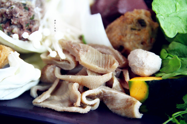 【新北市新店區。鍋物吃到飽】 羴(ㄕㄢ)大王羊肉爐 399元吃到飽 碧潭烏來推薦美食 捷運新店站 (二訪)