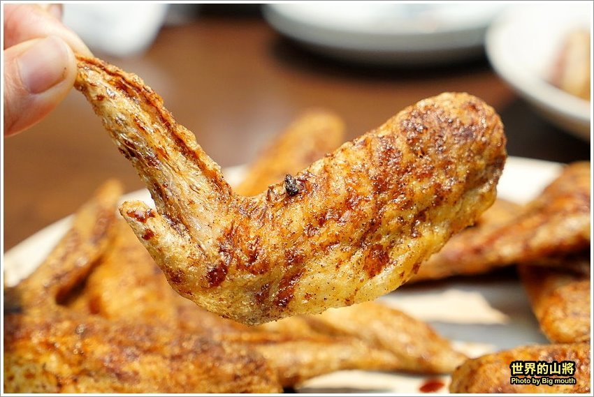 【台北美食】世界的山將(市府店).雙人夢幻雞翅大胃王挑戰賽,雞翅控必來!還有多種名古屋名物,免出國就能吃得到! - 大口老師的走跳學堂!