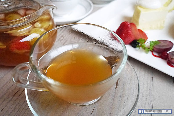 台北中山【LeTAO小樽洋菓子舖中山店】厚燒鬆餅太好吃啦！下午茶。鬆餅。捷運中山站下午茶