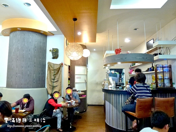 豐滿咖啡．早午餐：【新北市板橋區/食記】人氣紅不讓, 超大份量平價台北板橋早午餐 / 咖啡下午茶 ✿✿ 豐滿總匯三明治 ✿✿