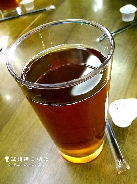 豐滿咖啡．早午餐：【新北市板橋區/食記】人氣紅不讓, 超大份量平價台北板橋早午餐 / 咖啡下午茶 ✿✿ 豐滿總匯三明治 ✿✿