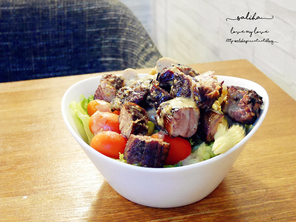 台北南京三民站小酒館餐廳推薦OFFICE by mastro沙拉輕食