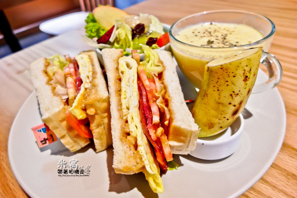 米寓:台南 中西區.溫馨環境 輕食餐廳 米寓 Apartment M. 米寓:台南 中西區.溫馨環境 輕食餐廳 米寓 Apartment M.