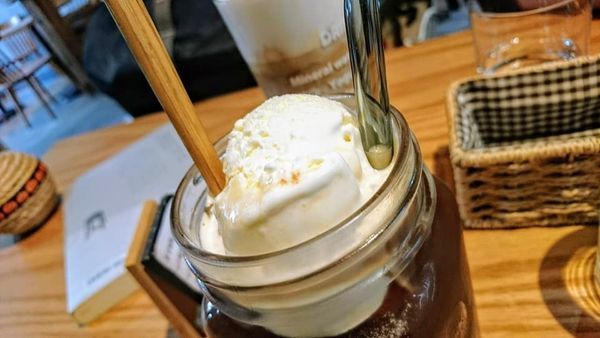 44762121_2107189412646070_1998904863622168576_n