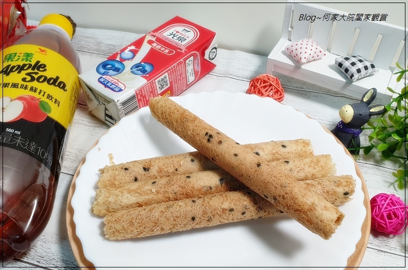 喜年來蛋捲 Hello Kitty芝麻蛋捲手提蛋捲禮盒 16