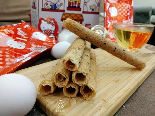 【送禮首選】 喜年來蛋捲 2020年節禮盒︱Hello Kitty芝麻蛋捲 大、小朋友都愛吃 ︱送禮送到心坎裡