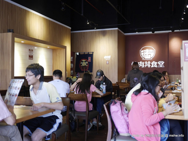 滿燒肉丼食堂(員林店)：【食記】彰化Yakiniku Don Syokudou 滿燒肉丼食堂 (員林店)@員林崇實高工&員林國小 : 口味水準還算一致的平價好味道