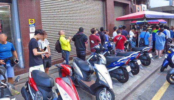 【澎湖美食】二信飯糰-每天都大排長龍的超人氣飯糰