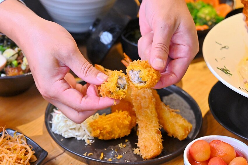 台中市北區台中北區美食推薦 7種湯頭12小時熬煮 特盛大肉量好滿足 洋食風季節拉麵推薦/盡心亭拉麵