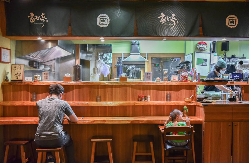 盡心亭:2020新菜單!鄰近中國醫藥大學,可客製化的手作豚骨叉燒拉麵,份量十足用料實在!