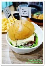 At. First Brunch 緣來:雙連早午餐.赤峰街文青街區裡的元氣早午餐店──At • First Brunch 緣來