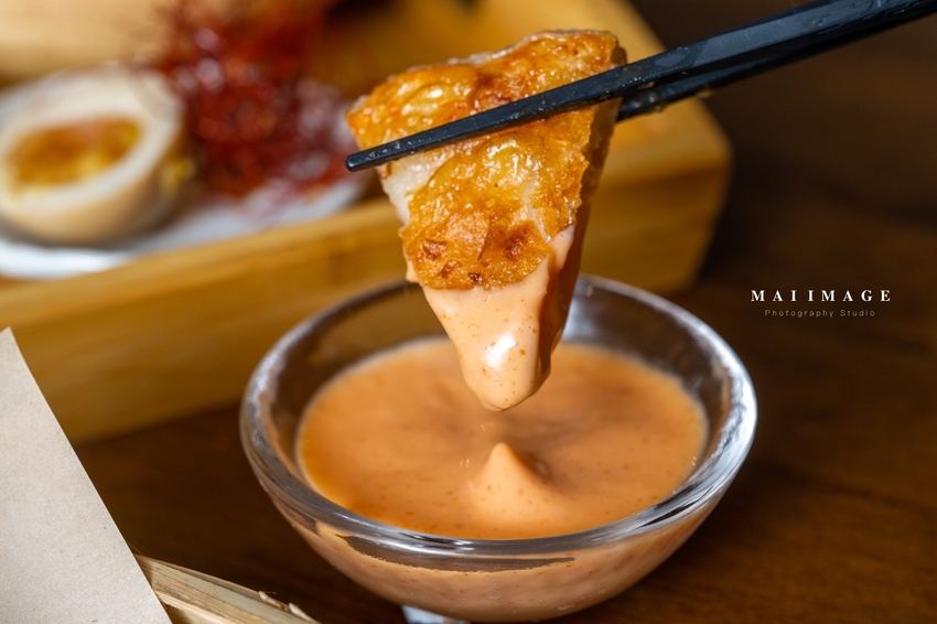 你絕對沒吃過的泰新鮮SEAFOOD涼麵、泰式奶茶千層蛋糕,今年夏天『好咖』給你滿滿的泰味~『好咖Howcup』中原大學美食