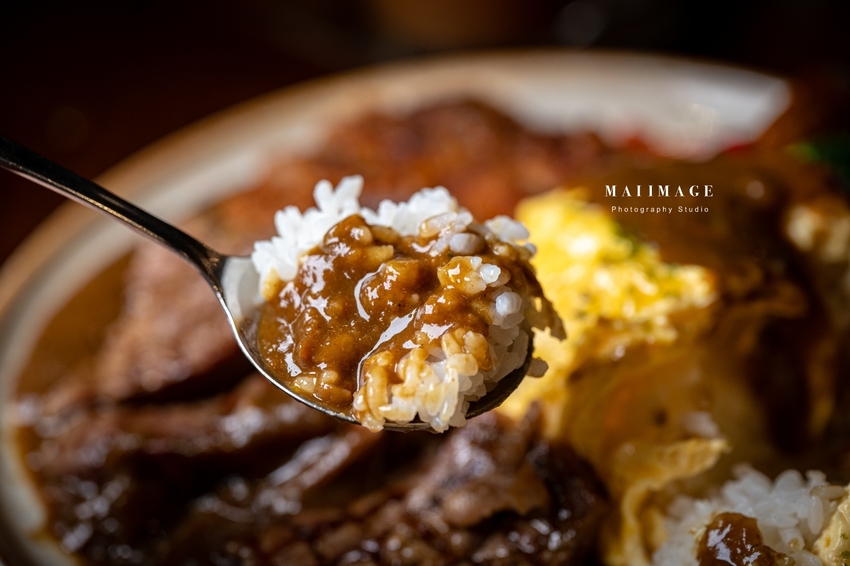 全台cp值最高水果千層在中壢，5種高檔新鮮水果入千層一片只要160元，沒吃過別說你是千層控。