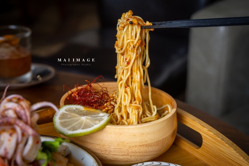 你絕對沒吃過的泰新鮮SEAFOOD涼麵、泰式奶茶千層蛋糕,今年夏天『好咖』給你滿滿的泰味~『好咖Howcup』中原大學美食