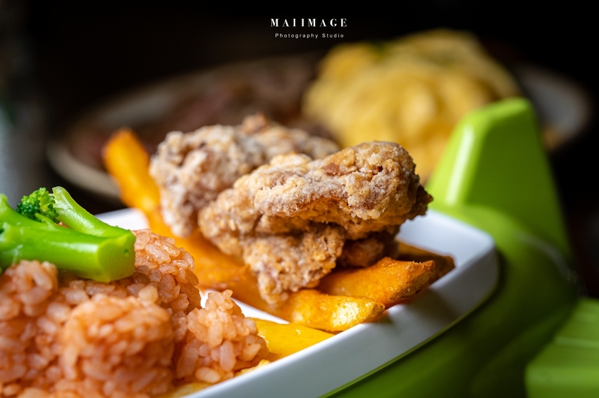 全台cp值最高水果千層在中壢，5種高檔新鮮水果入千層一片只要160元，沒吃過別說你是千層控。