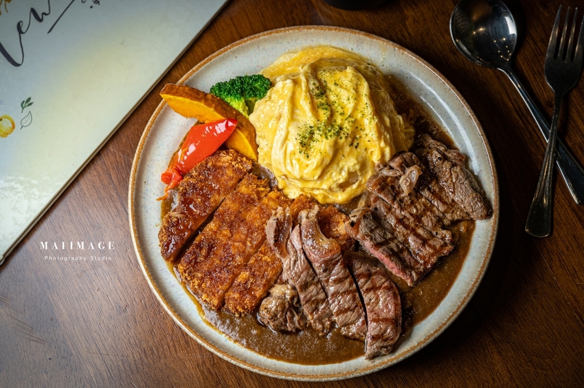 全台cp值最高水果千層在中壢，5種高檔新鮮水果入千層一片只要160元，沒吃過別說你是千層控。