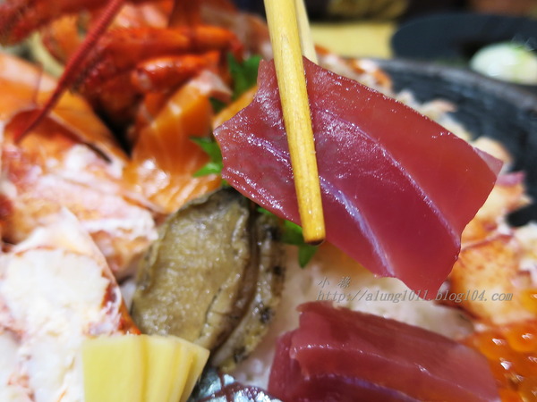 和諧的美味 ..八十八丼