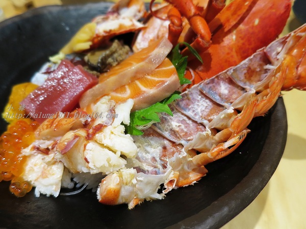 和諧的美味 ..八十八丼