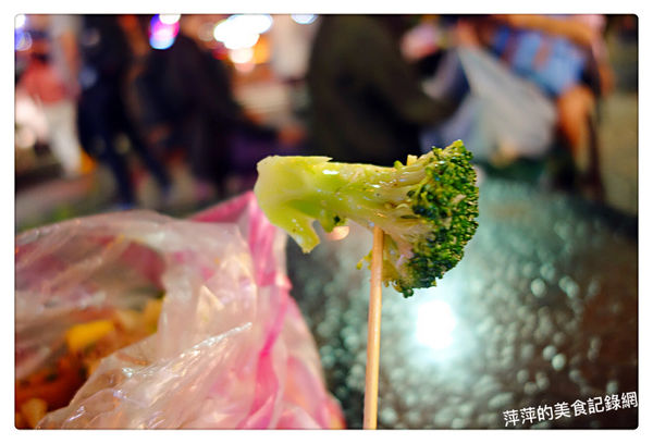 阿姨塩水雞 ~ 60種選擇．士林夜士外圍不需擠在人群中(有座位) -捷運劍潭站