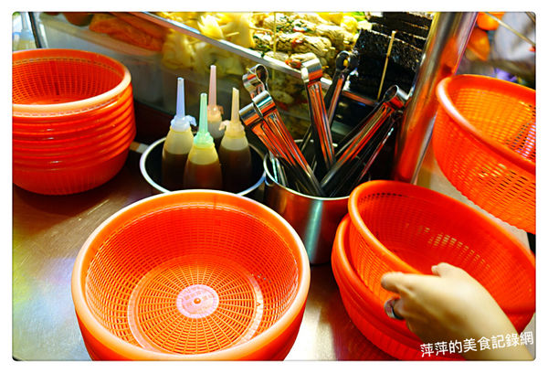 阿姨塩水雞 ~ 60種選擇．士林夜士外圍不需擠在人群中(有座位) -捷運劍潭站