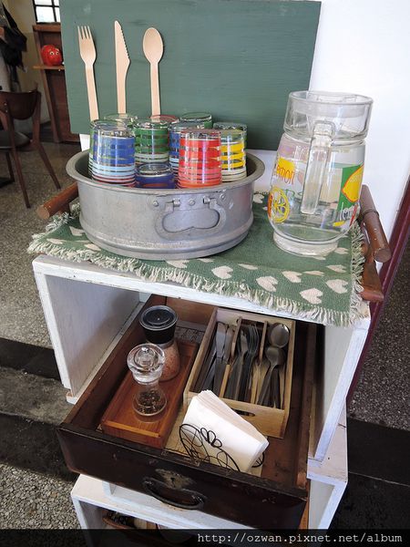 [吃喝]咖啡、童趣、輕食～紅葉食趣 RedLeaf Cafe。