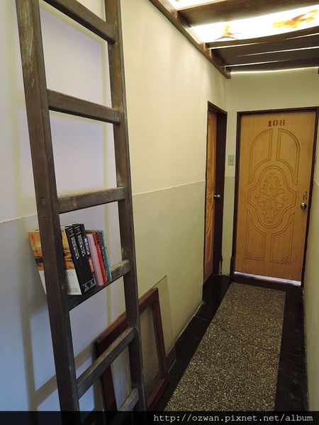 [吃喝]咖啡、童趣、輕食～紅葉食趣 RedLeaf Cafe。