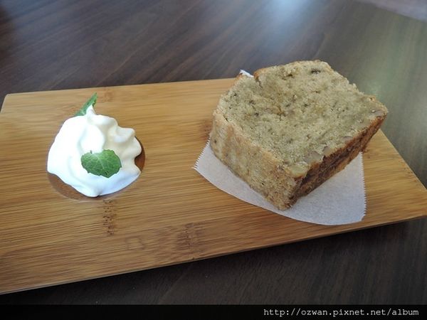 [吃喝]咖啡、童趣、輕食～紅葉食趣 RedLeaf Cafe。