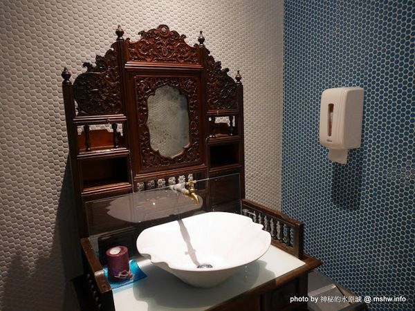 赤崁璽樓：【食記】台南赤崁璽樓蔬食餐廳-襌&食時尚異國蔬食料理@中西區赤崁樓 : 面對時間的巨輪,在歷史洪流的角落用餐, 仿佛格外美味!