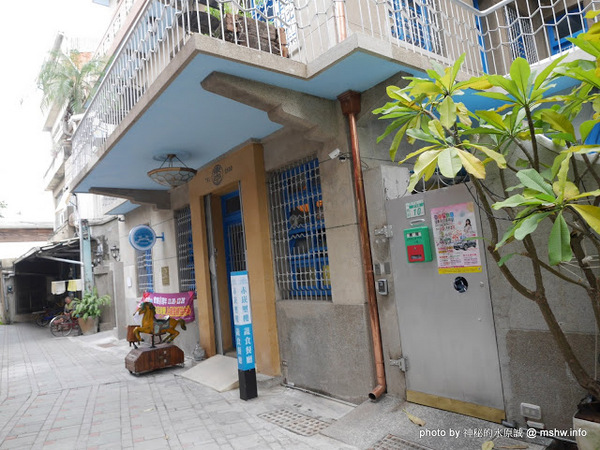 赤崁璽樓：【食記】台南赤崁璽樓蔬食餐廳-襌&食時尚異國蔬食料理@中西區赤崁樓 : 面對時間的巨輪,在歷史洪流的角落用餐, 仿佛格外美味!