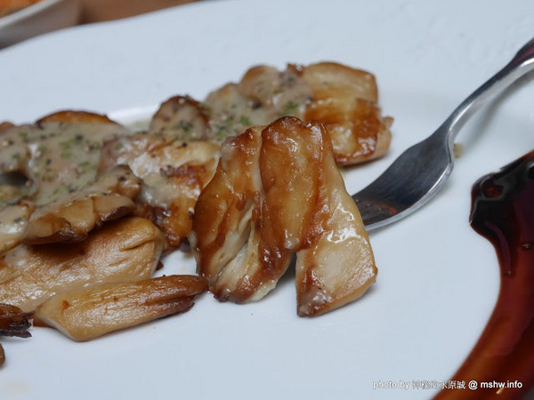 赤崁璽樓：【食記】台南赤崁璽樓蔬食餐廳-襌&食時尚異國蔬食料理@中西區赤崁樓 : 面對時間的巨輪,在歷史洪流的角落用餐, 仿佛格外美味!